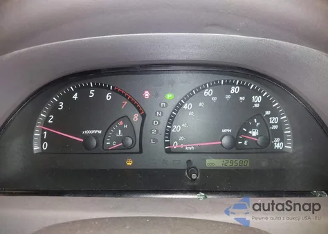 2004 Toyota Camry Le/Xle/Se z USA, uszkodzony, nr VIN 4T1BE32KX4U921730